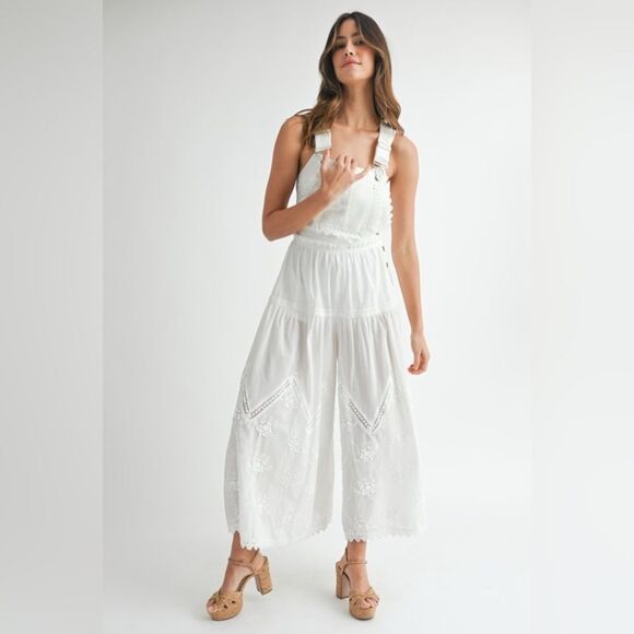 Eyelet Lace Overall Jumpsuit - Picture 2 of 14